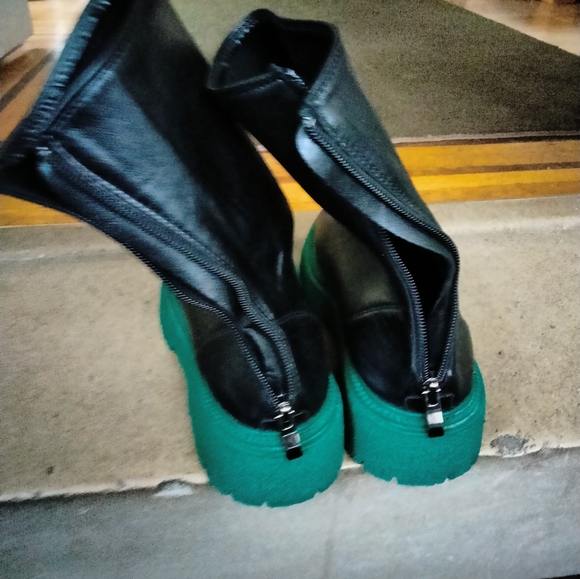 Women booties - Picture 12 of 15